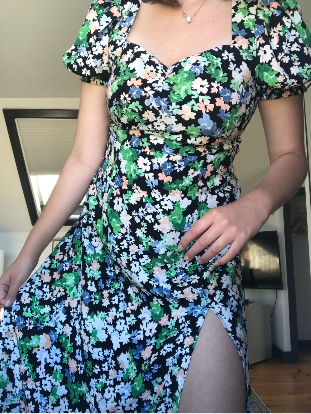 H&M DITSY FLORAL PUFF SLEEVE DRESS